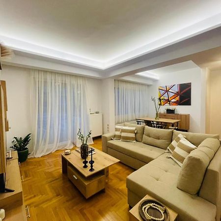 Overview Boutique Apartment Atena Exterior foto