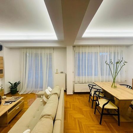 Overview Boutique Apartment Atena Exterior foto