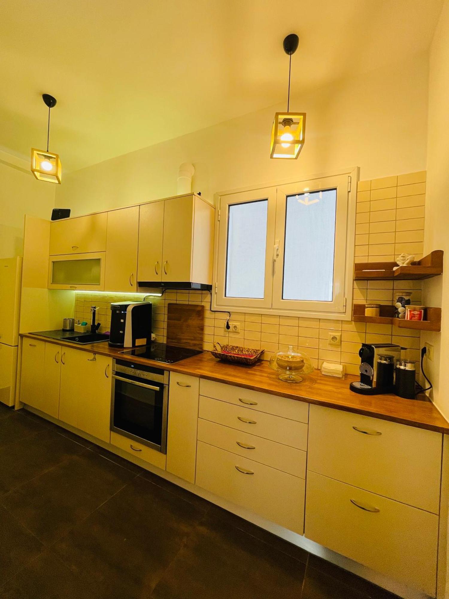 Overview Boutique Apartment Atena Exterior foto
