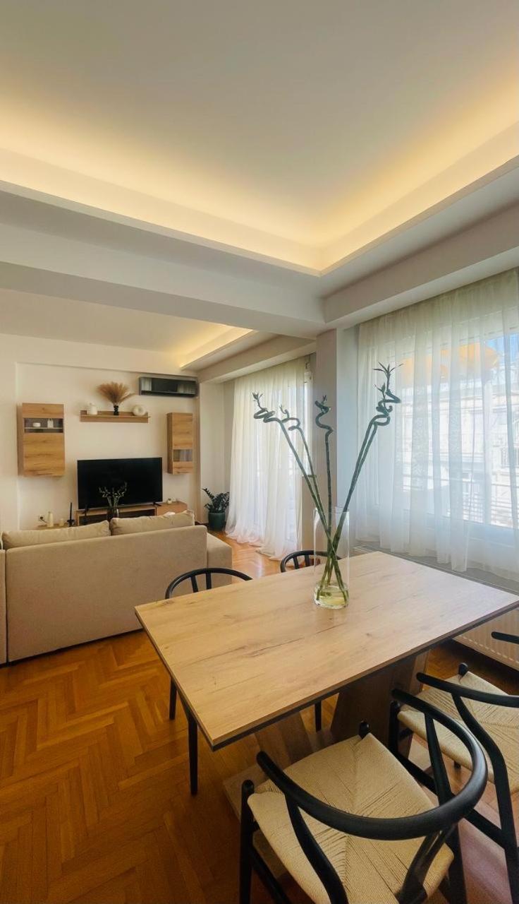 Overview Boutique Apartment Atena Exterior foto
